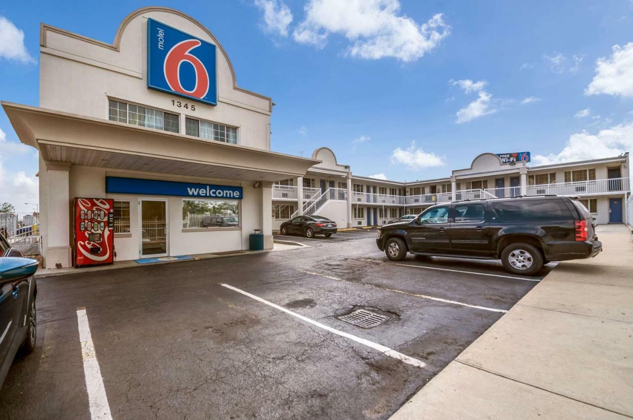 Motel 6-Washington, Dc - Convention Center Ngoại thất bức ảnh